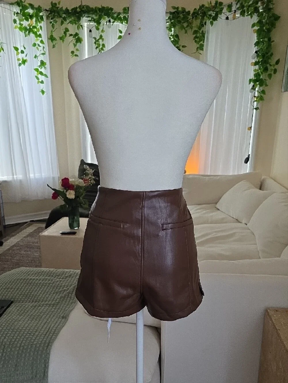 Akira Brown Leather Spring Summer High-Waist Zipper  Women's Shorts - Picture 5 of 5
